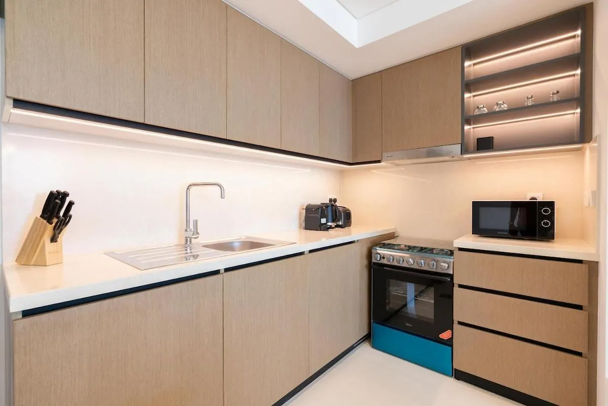 Luxury Furnished Unit In Downtown High Floor Apartment Dubai