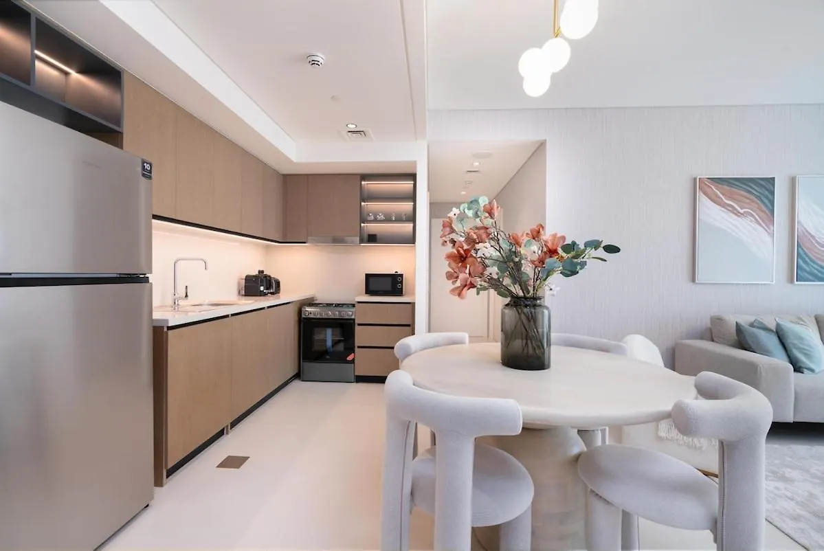 Luxury Furnished Unit In Downtown High Floor Apartment Dubai