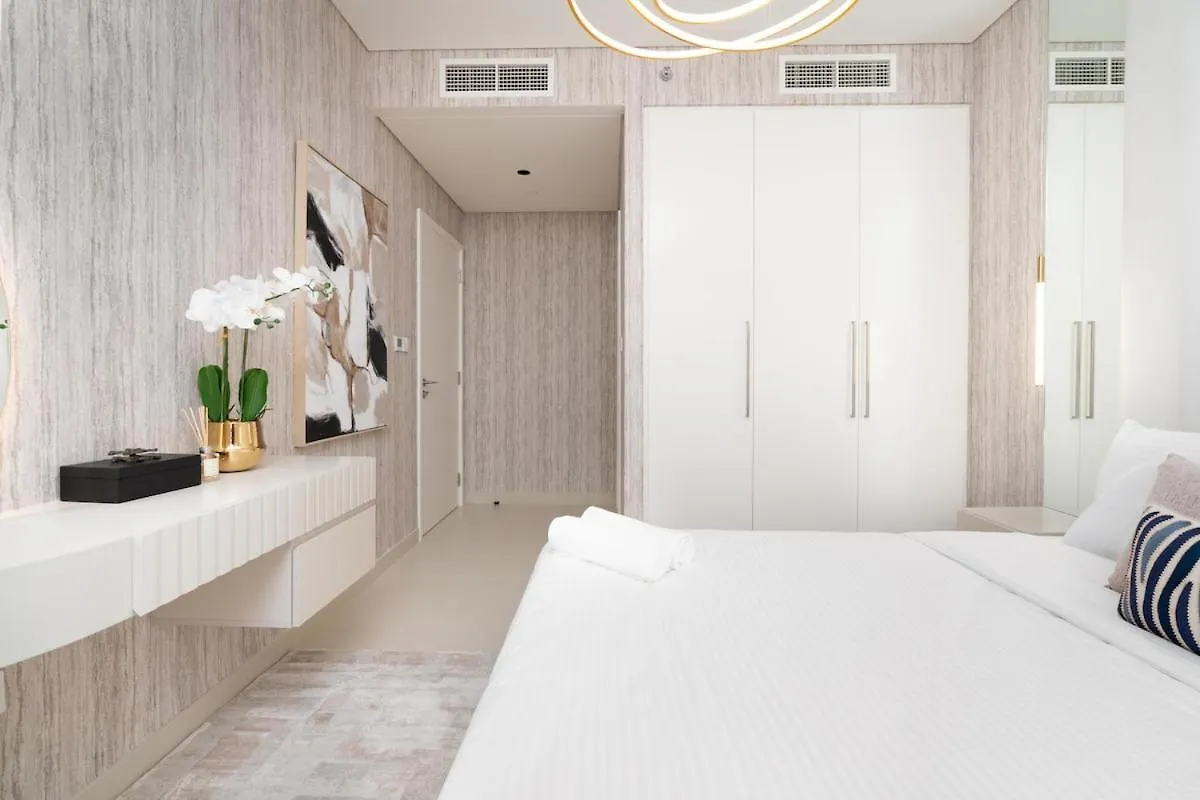 Апартаменты Luxury Furnished Unit In Downtown High Floor Дубай